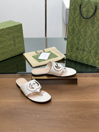 ua G*u*i women's interlocking g cut-out sandal