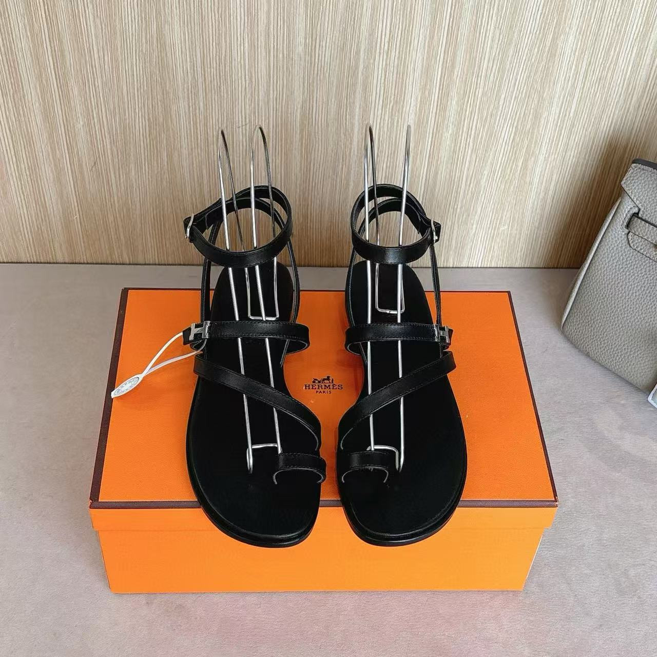 UA Hermès Harmonie sandal