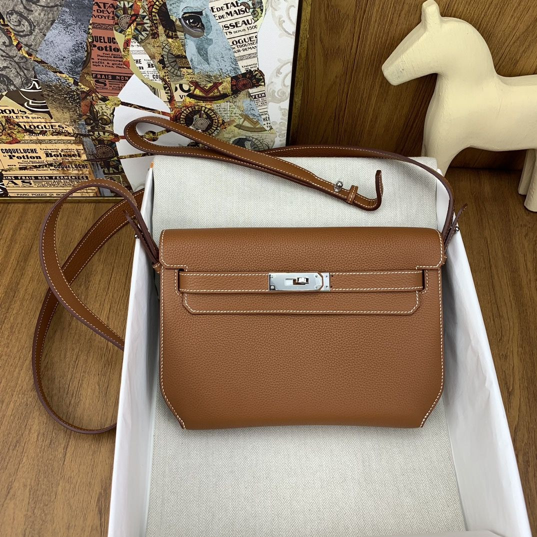 Hermès Kelly Depeches Togo 25cm