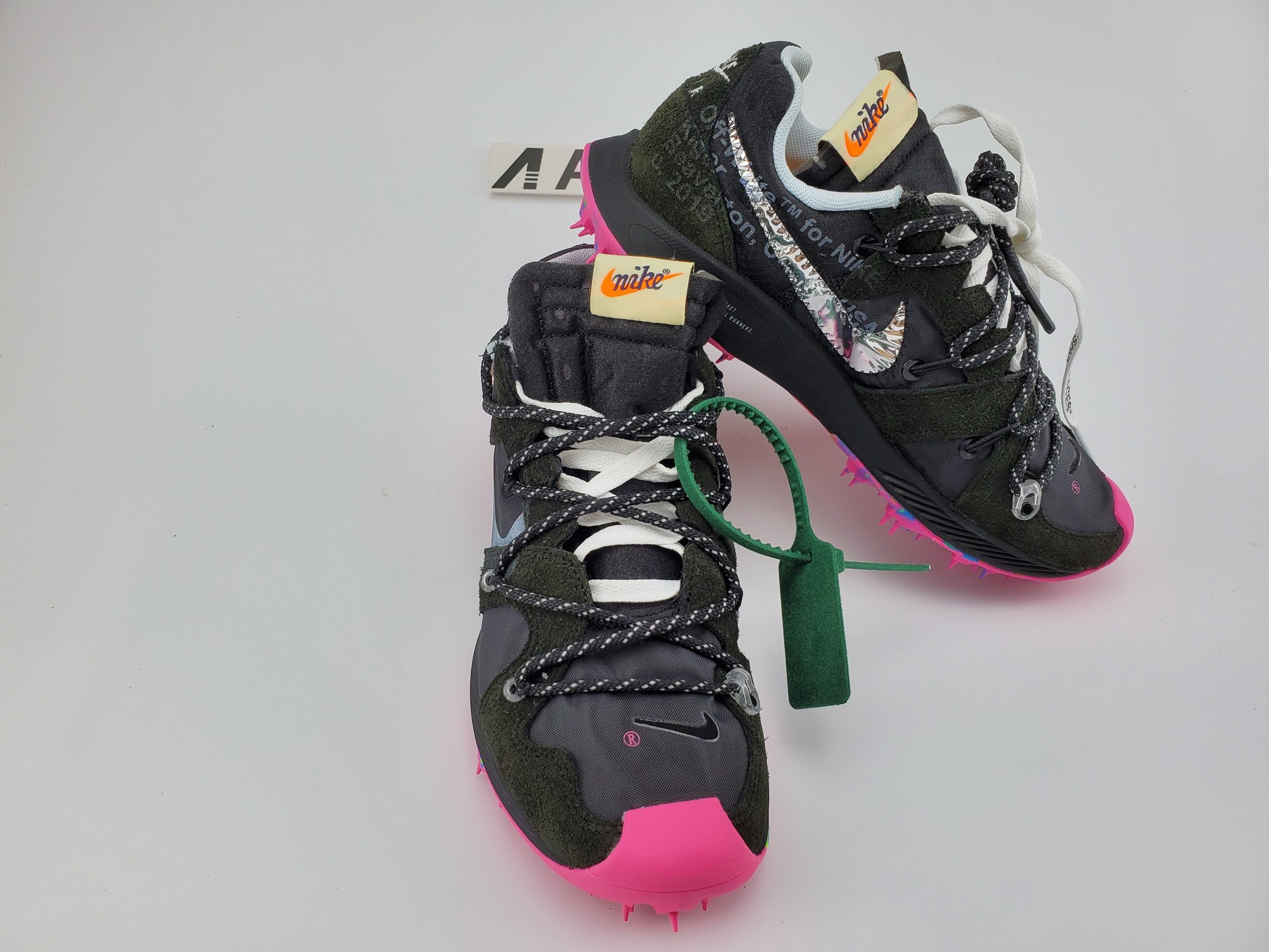 Nike Zoom Terra Kiger 5 Off-White Black