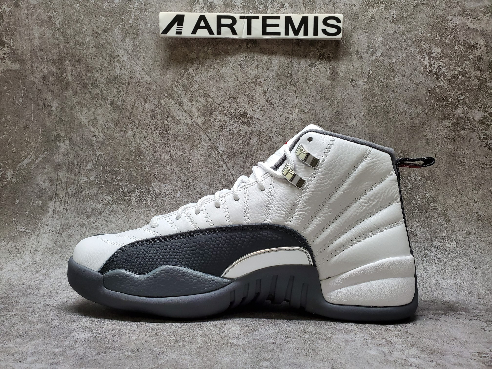 Air Jordan 12 Retro White Dark Grey
