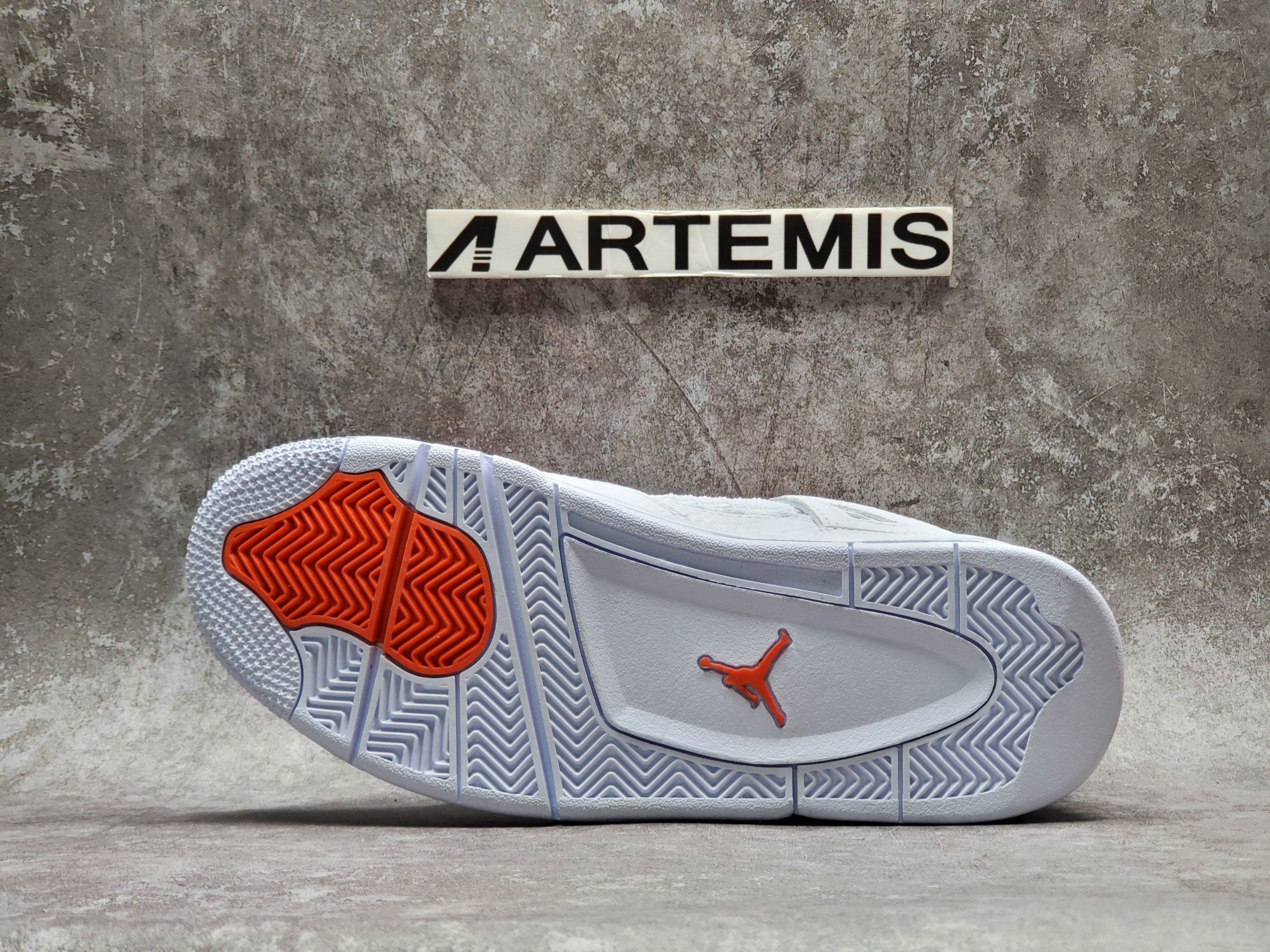 Air Jordan 4 Retro Metallic Orange