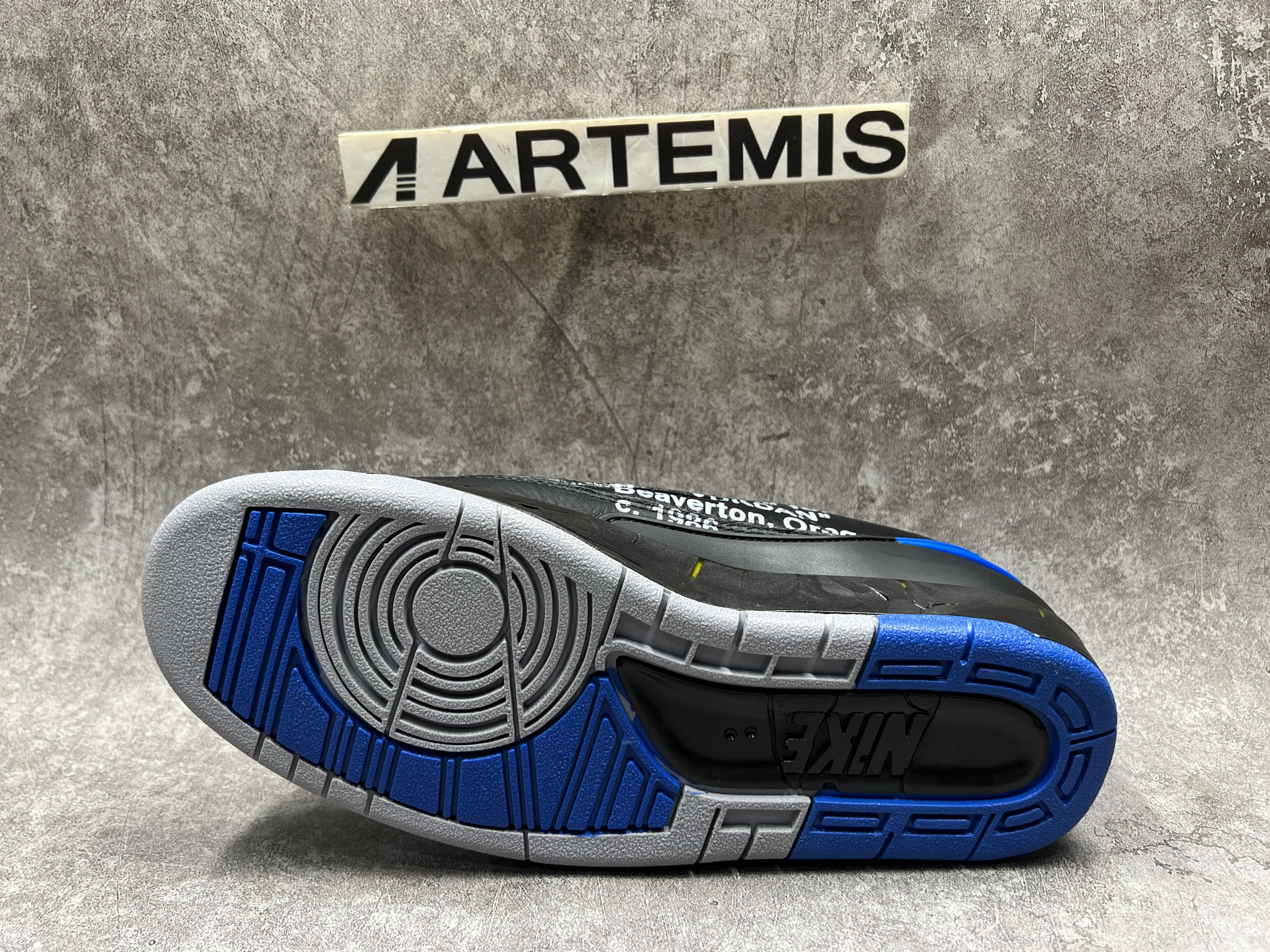 Air Jordan 2 Retro Low SP Off-White Black Blue