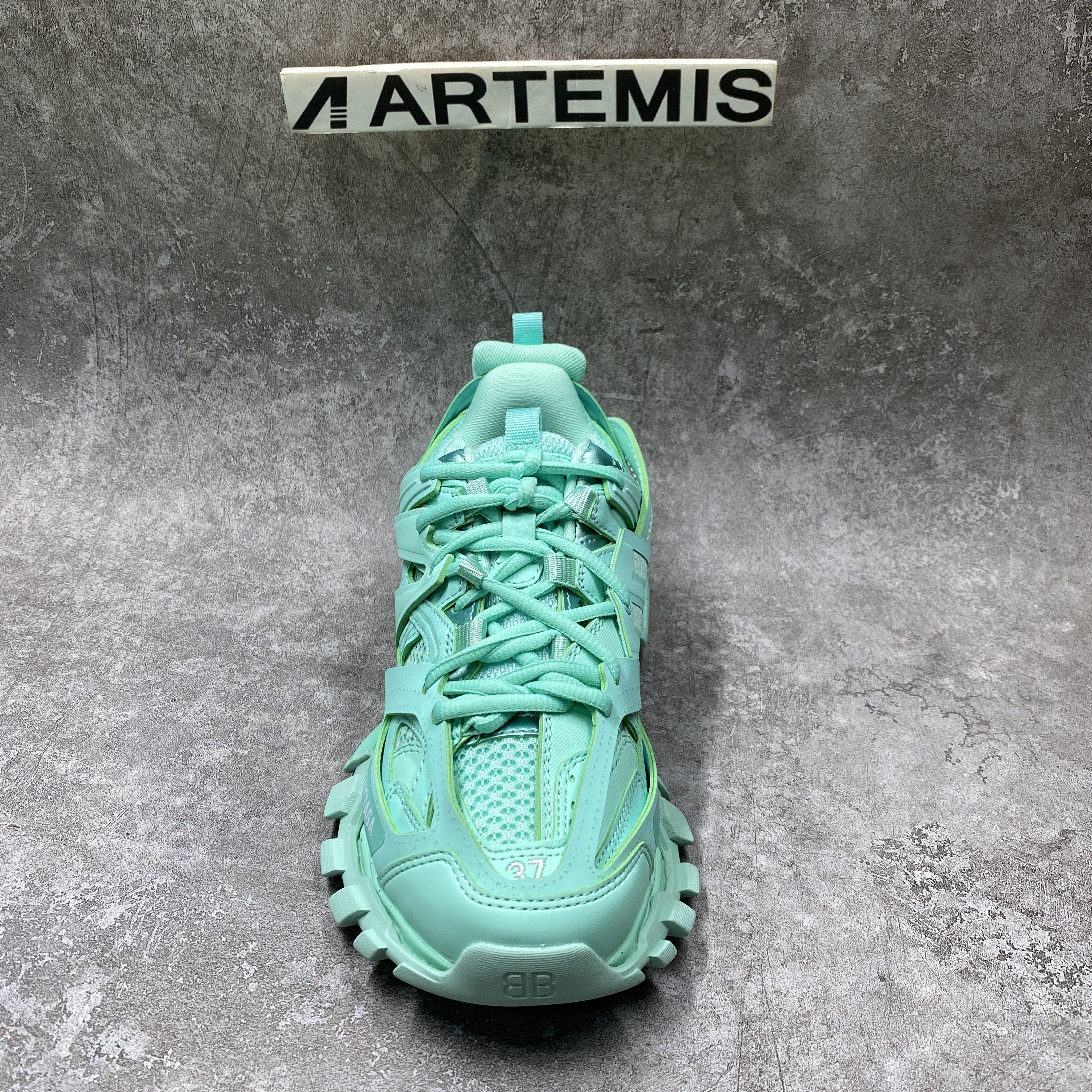 Balenciga Wmns Track Trainer Light Blue