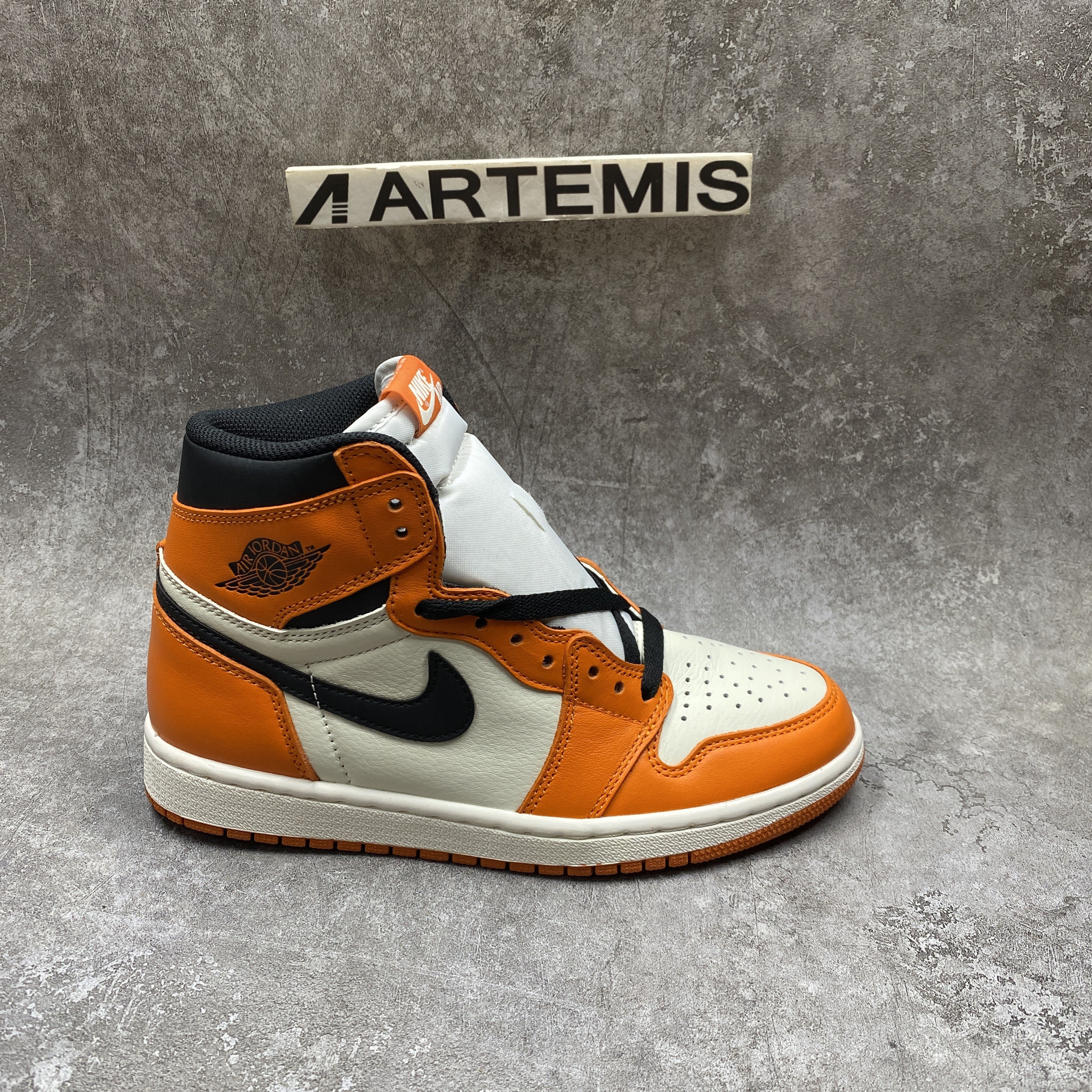 Air Jordan 1 Retro Reverse Shattered Backboard