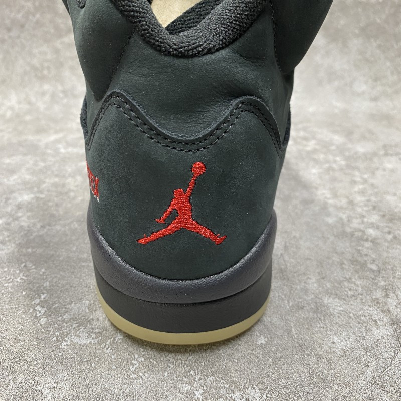 Air Jordan 5 Gore-Tex OFF-NOIR
