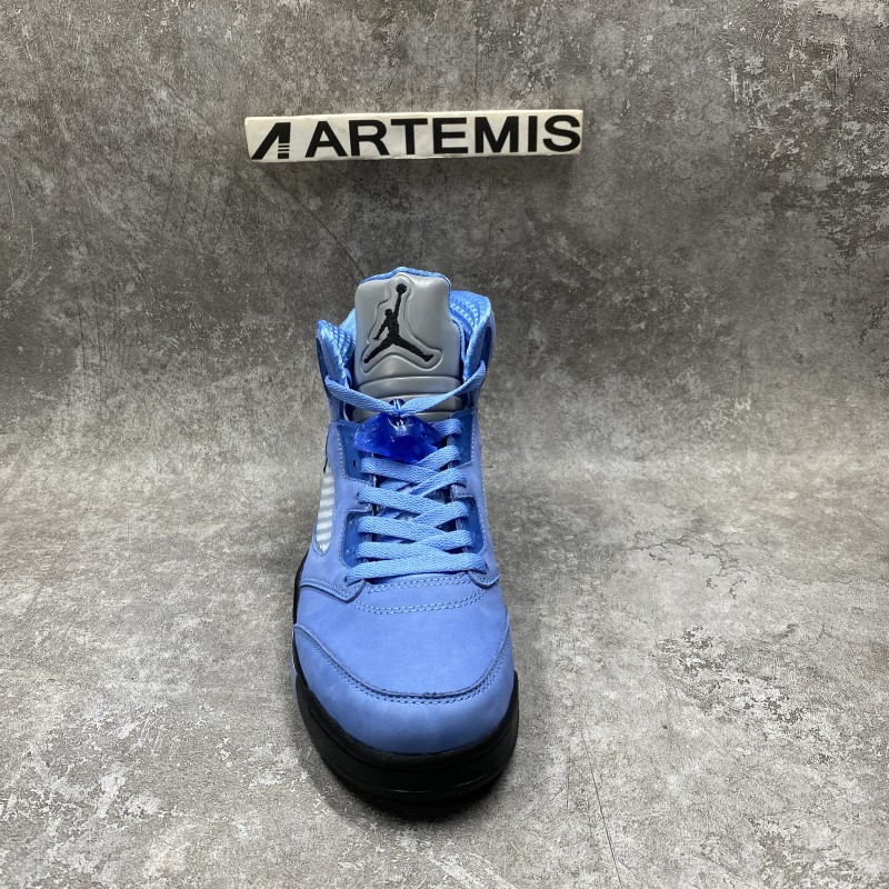 Air Jordan 5 Retro UNC