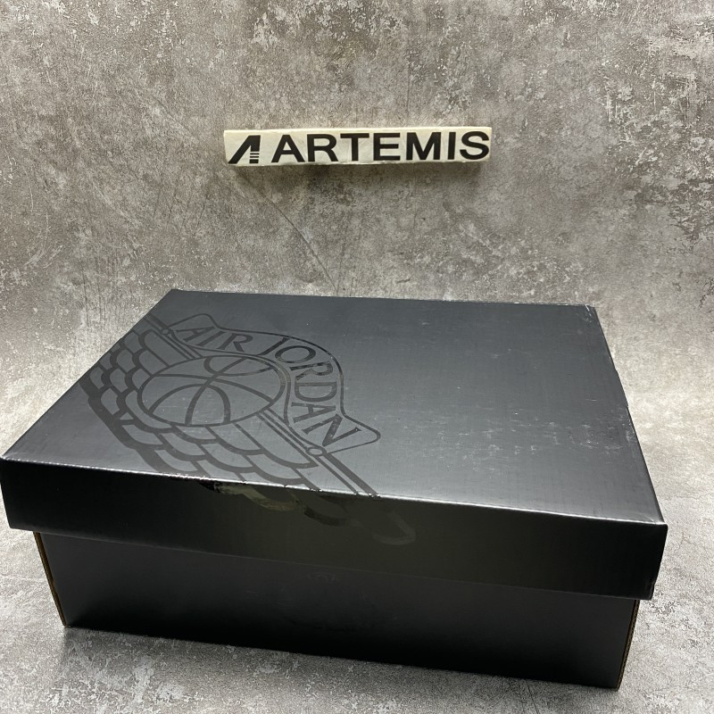 Air Jordan 1 Low SE Concord