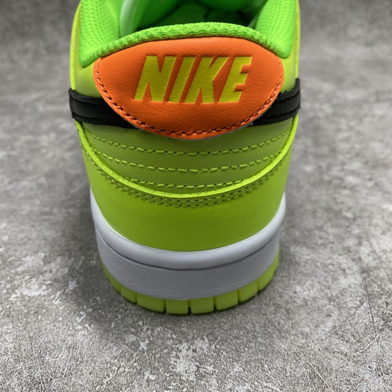 Nike Dunk Low SE Glow In The Dark