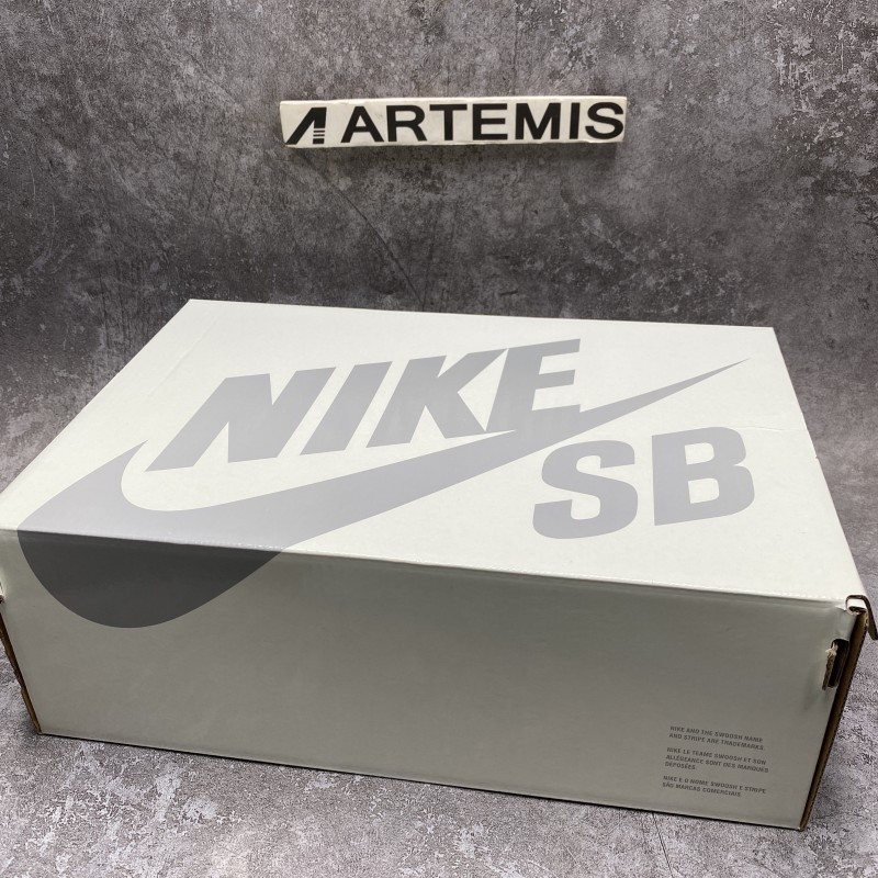 Nike SB Dunk Low Orange Aqua