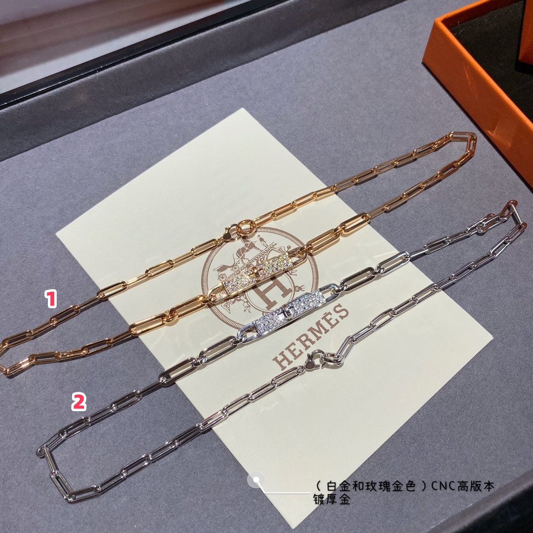 Hermès belt button Necklace