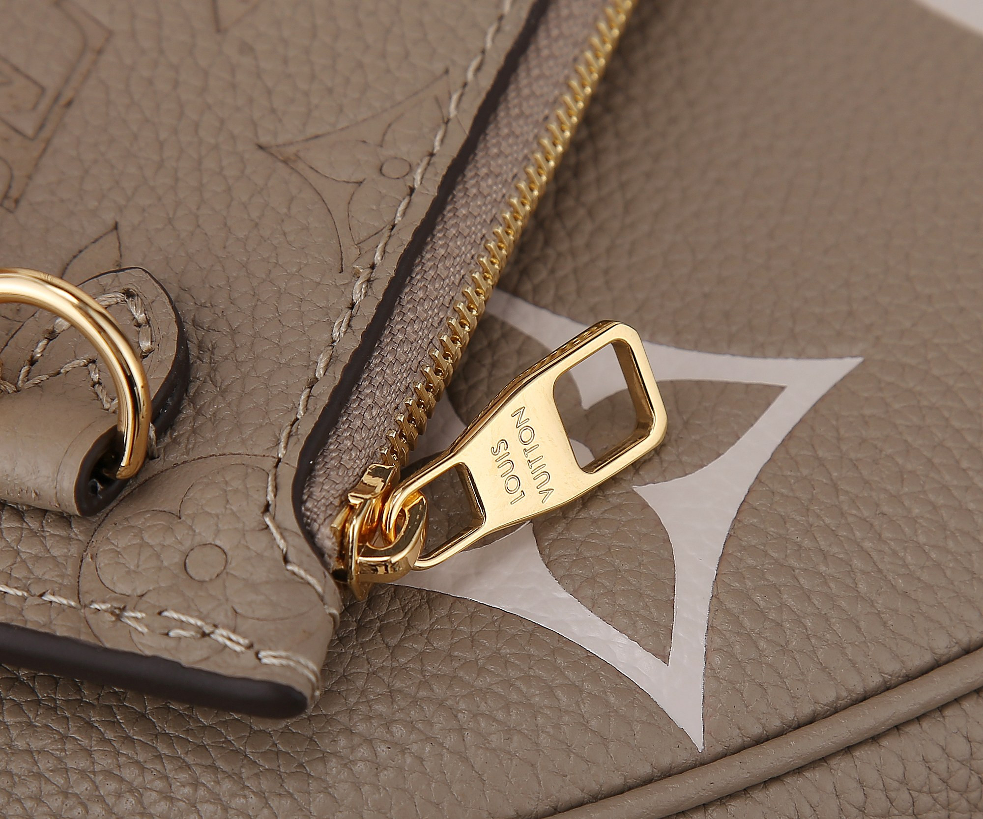 LV Loop Hobo M46738 15 x 10.2 x 3.9 inches