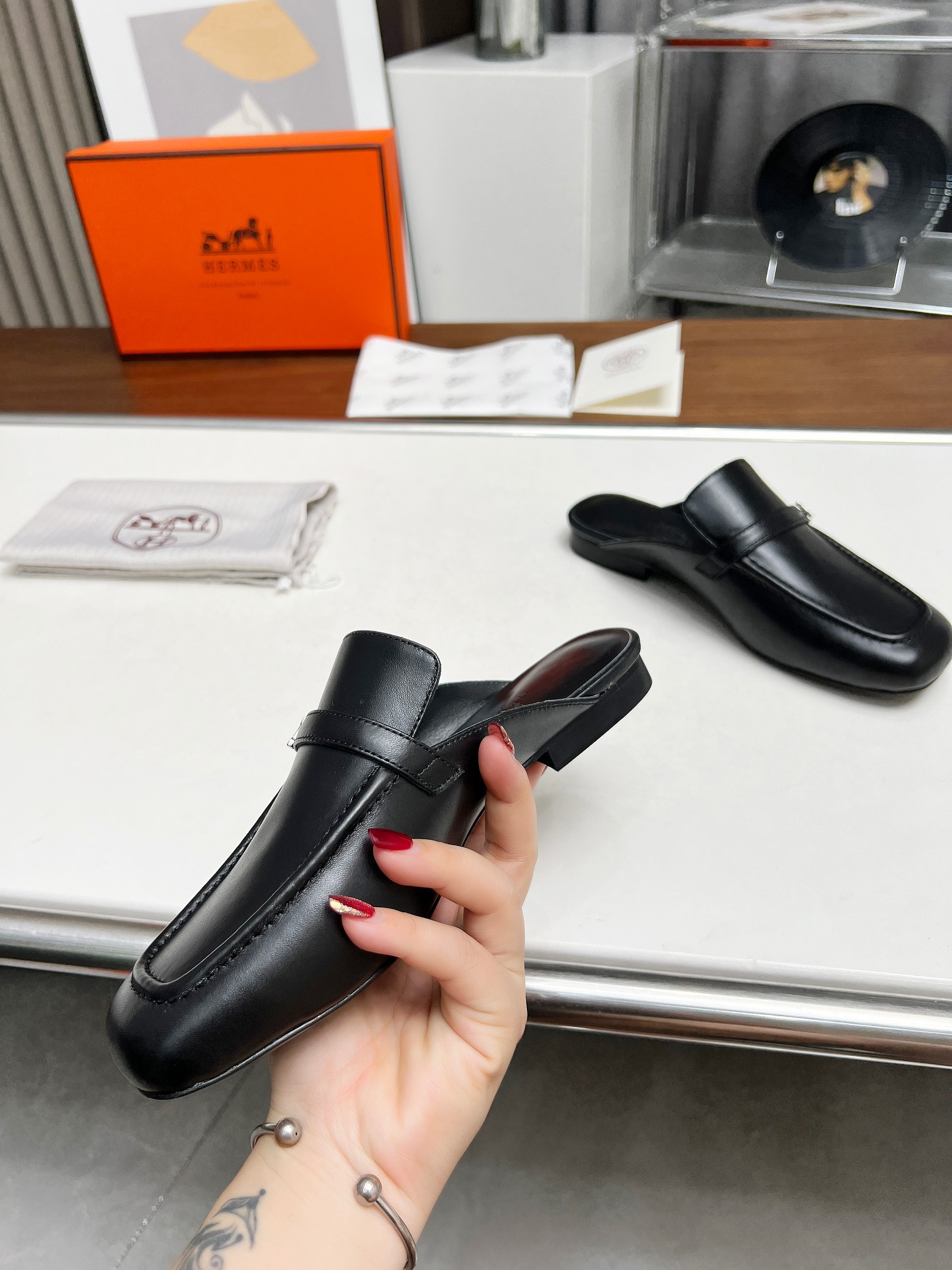 UA Hermès IENA MULE