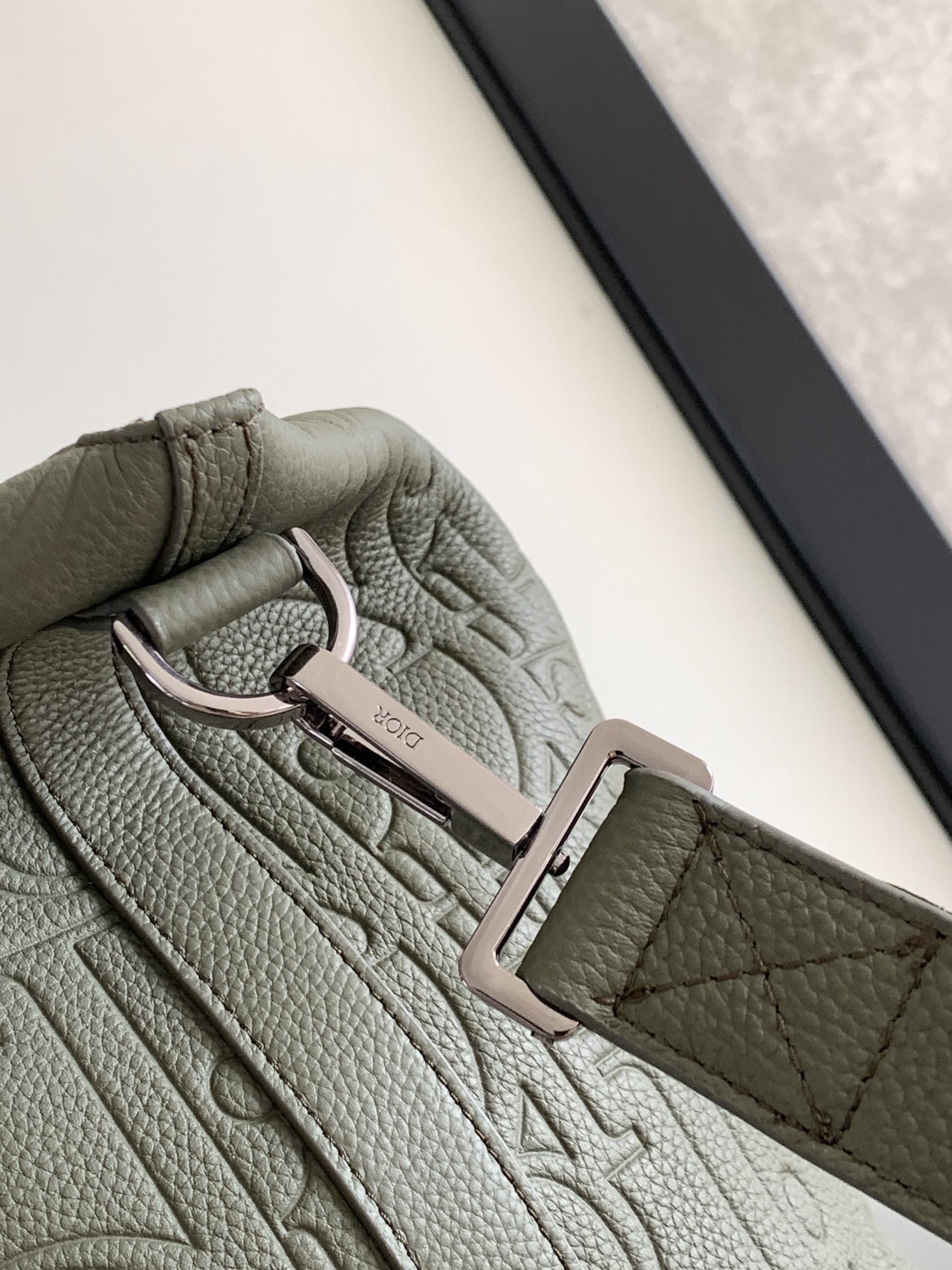 D*or weekender 40 khaki D*or gravity leather and khaki grained calfskin 57.5 x 34.5 x 22 cm