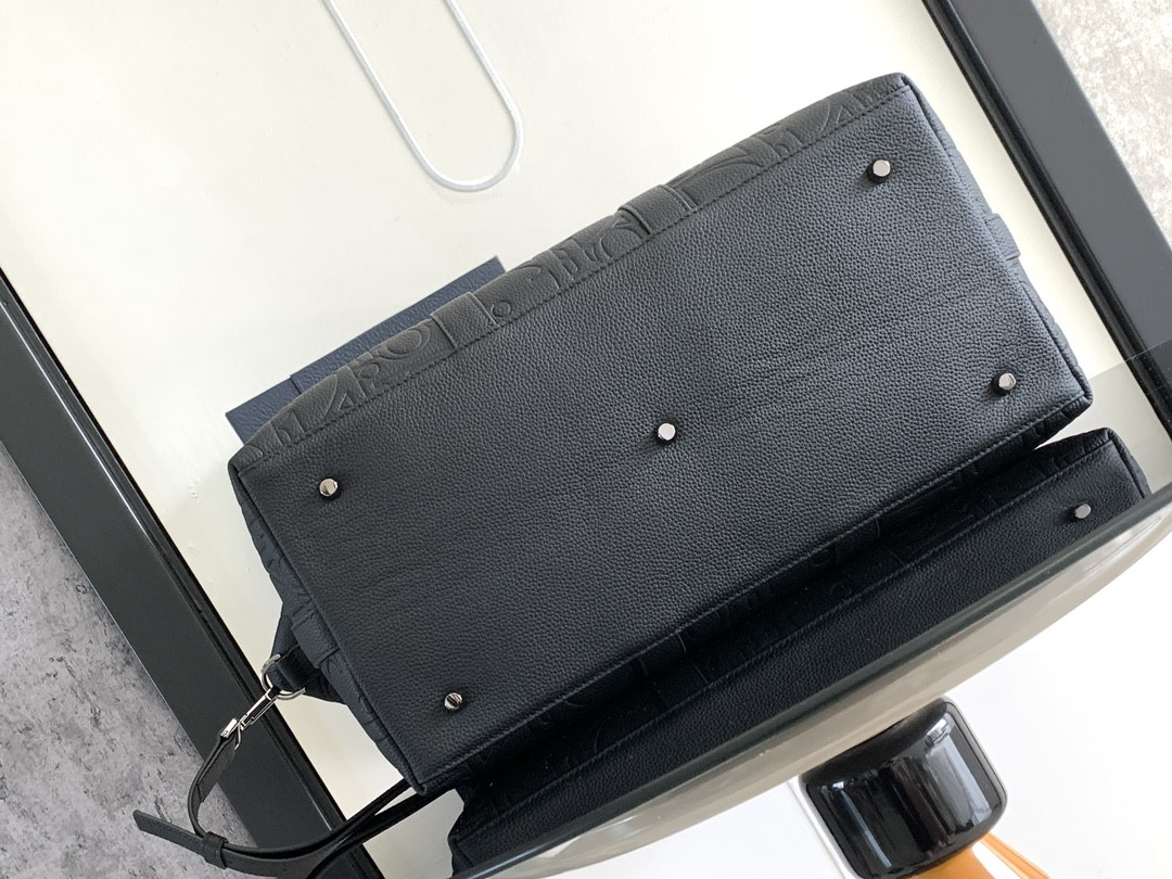 D*or weekender 40 black D*or gravity leather and black grained calfskin  57.5 x 34.5 x 22 cm