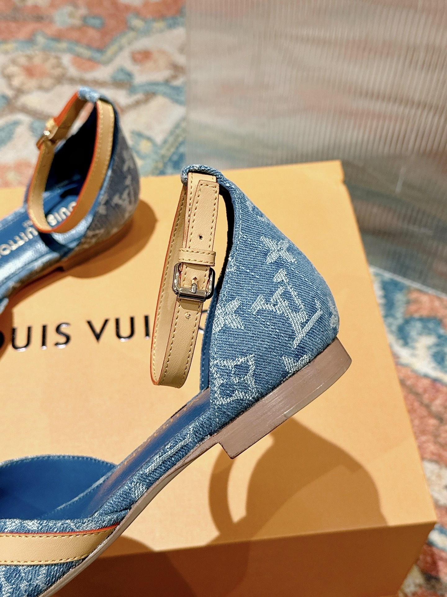 LV Helios Flat Sandal