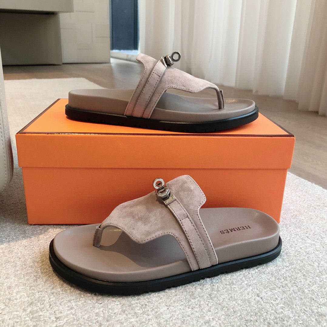 UA Hermès Empire Sandal
