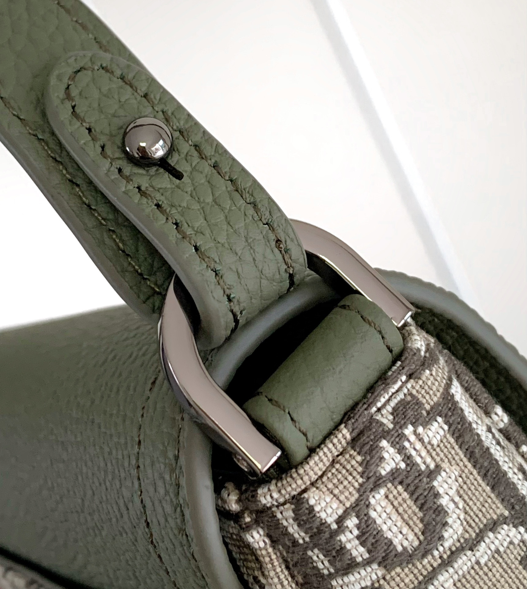 D*or saddle messenger bag 24 x 16.5 x 5.5 cm