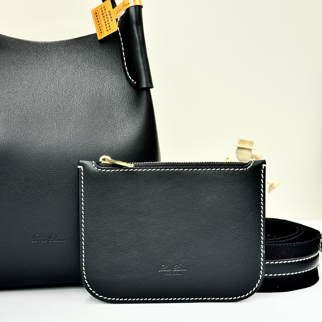 L**o p*ana small bale bag calfskin 17 x 17 x 21 cm