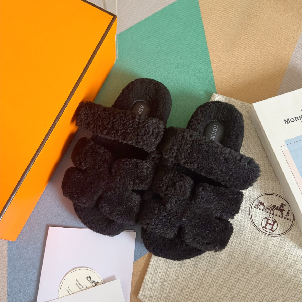 UA Hermès Chypre sandal