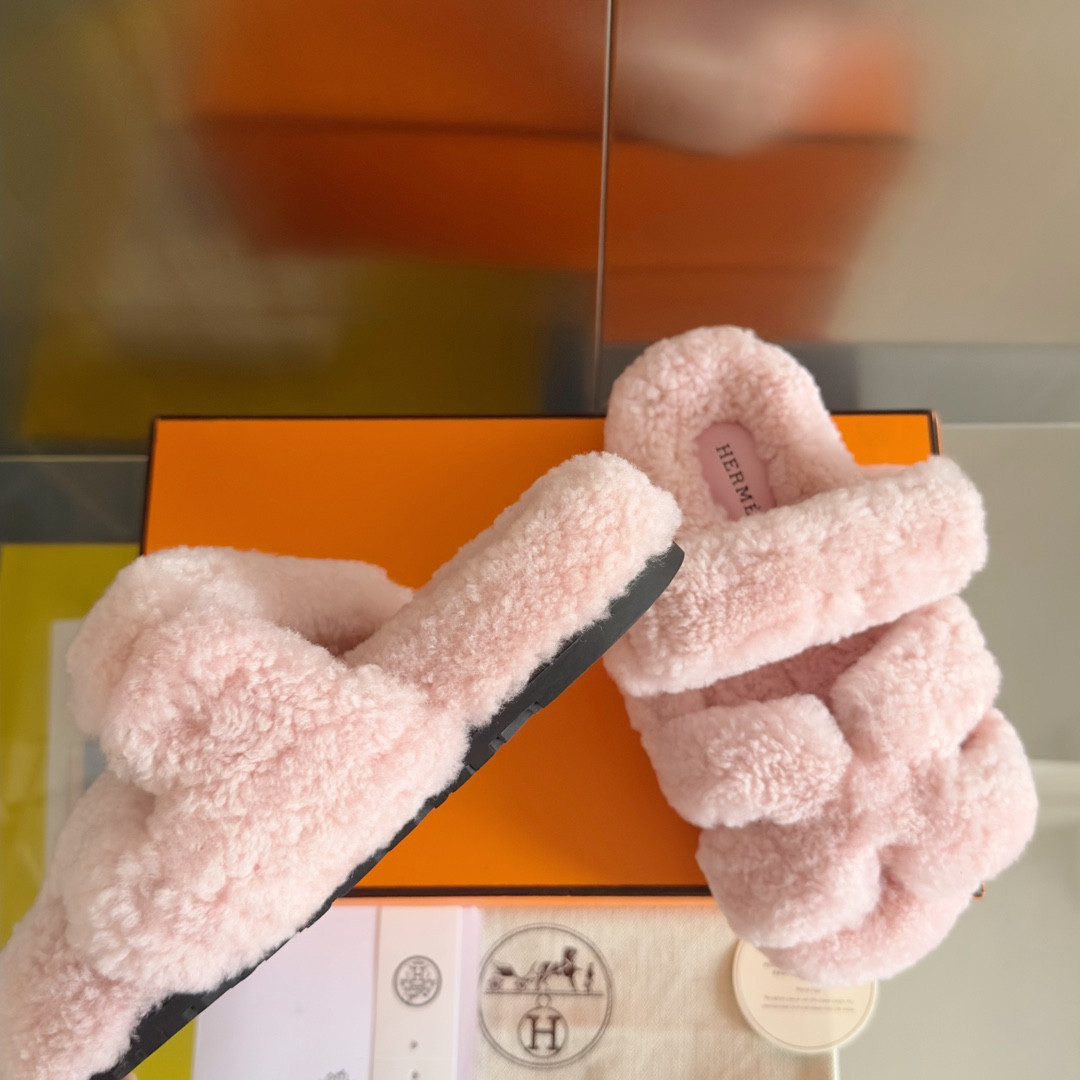 UA Hermès Chypre sandal