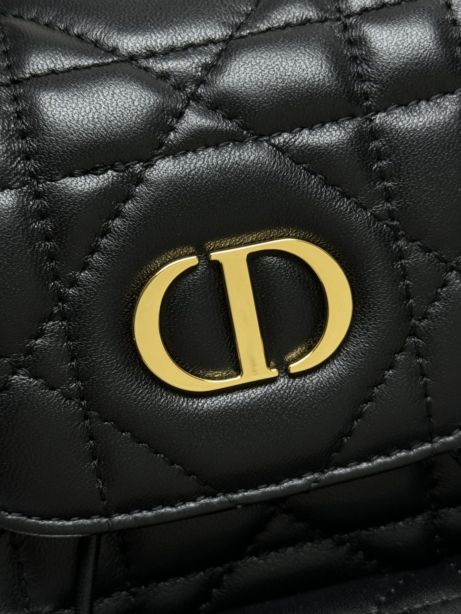 D*or caro backpack small 19.5 x 18.5 x 8.5 cm