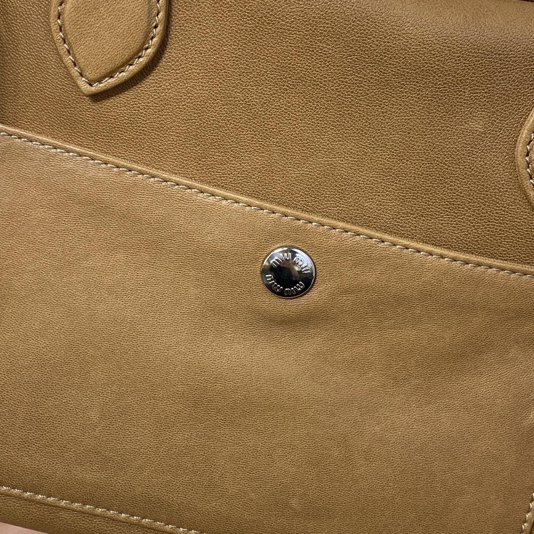 Miu Miu Nappa leather top-handle bag 22x32x14cm