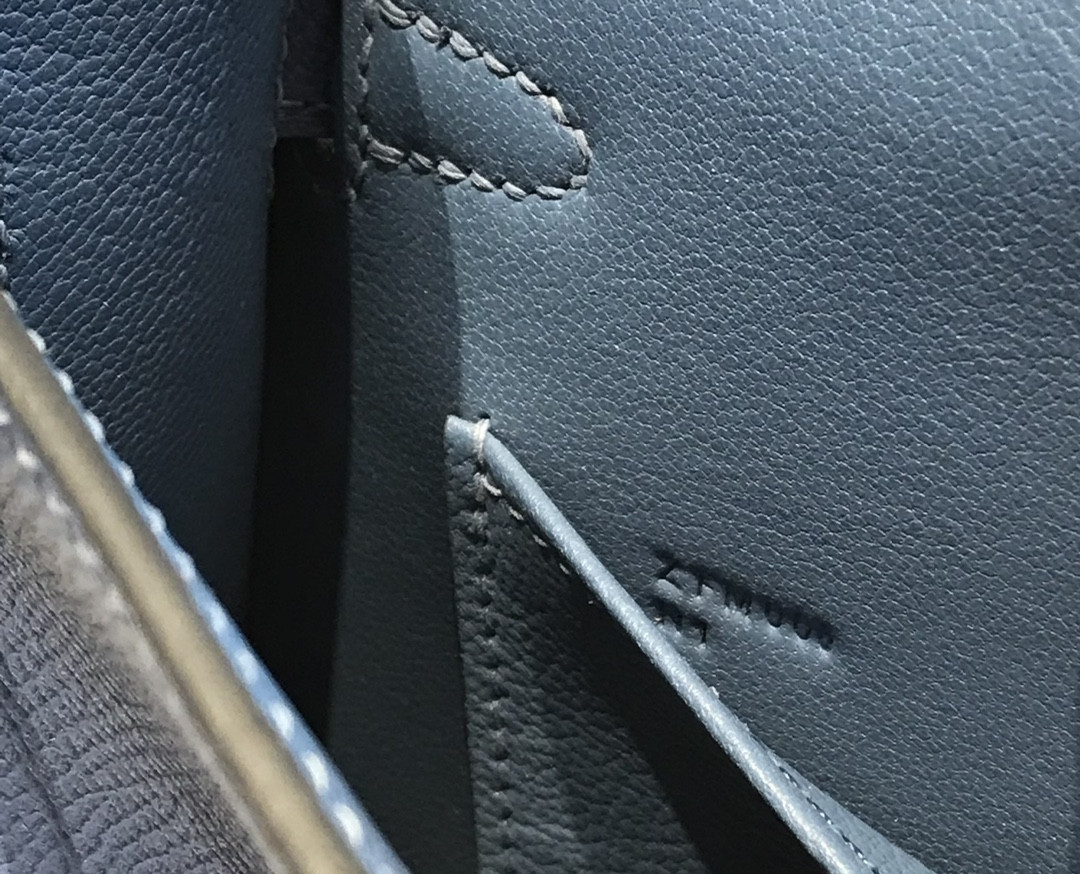 Hermès Mini Kelly 19 19×6×12cm