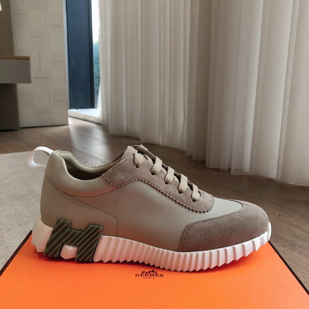 UA Hermès Bouncing Sneaker