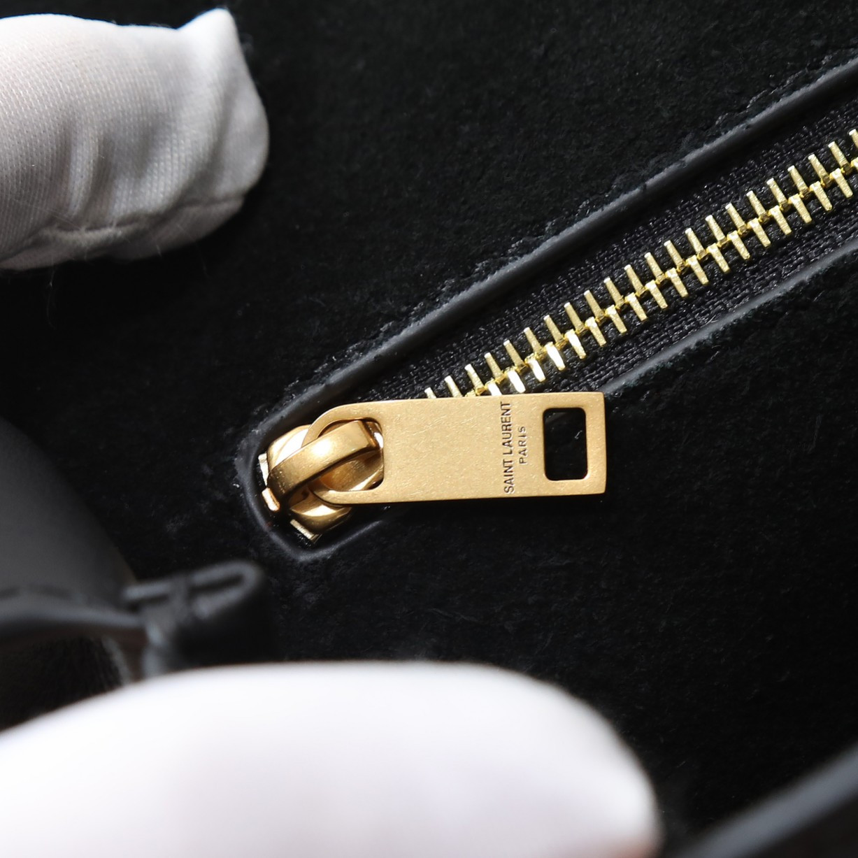 Y*L niki satchel in leather 21.5x16x9cm