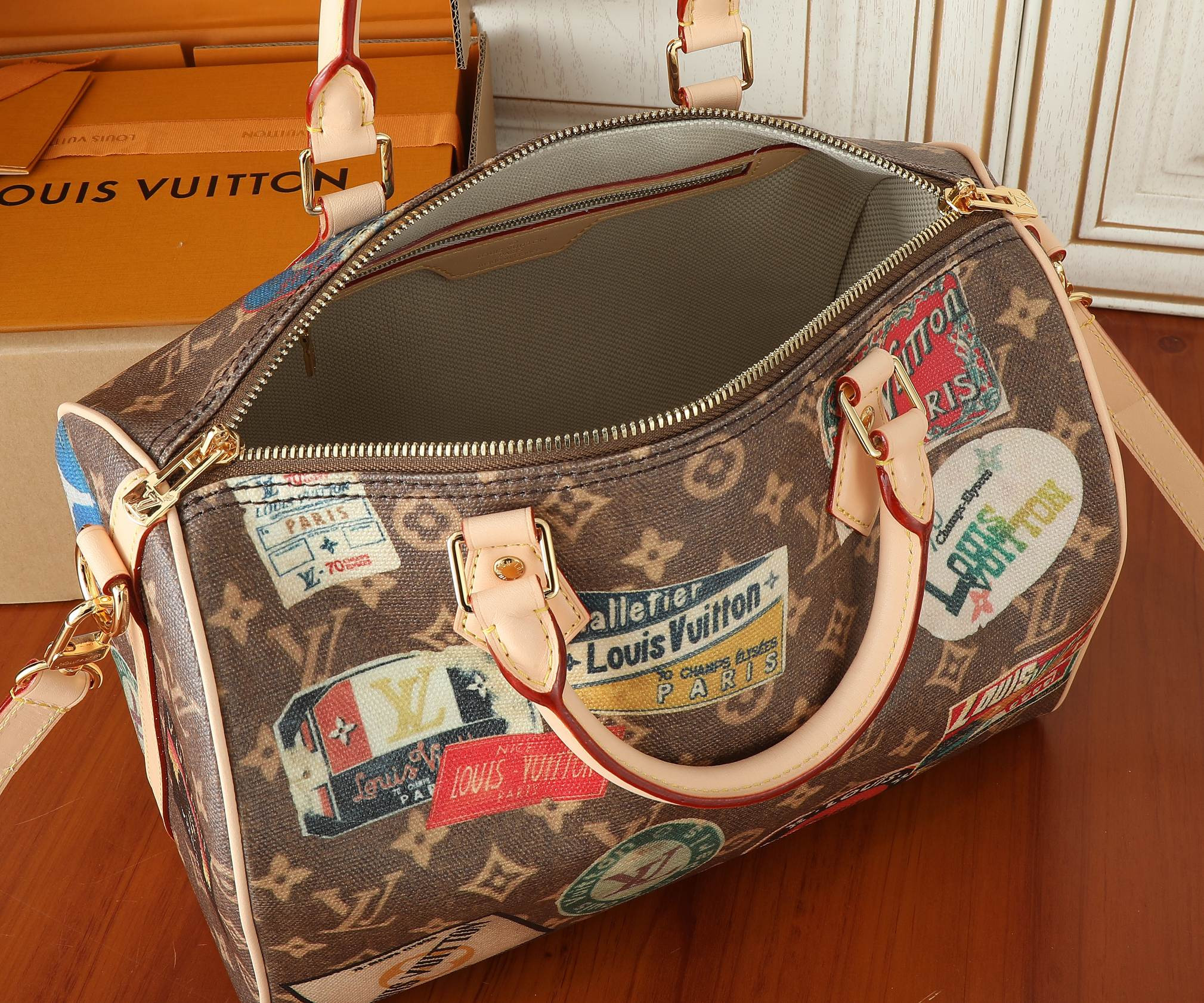 LV Speedy Bandoulière 30 M47087 30 x 21 x 17 cm