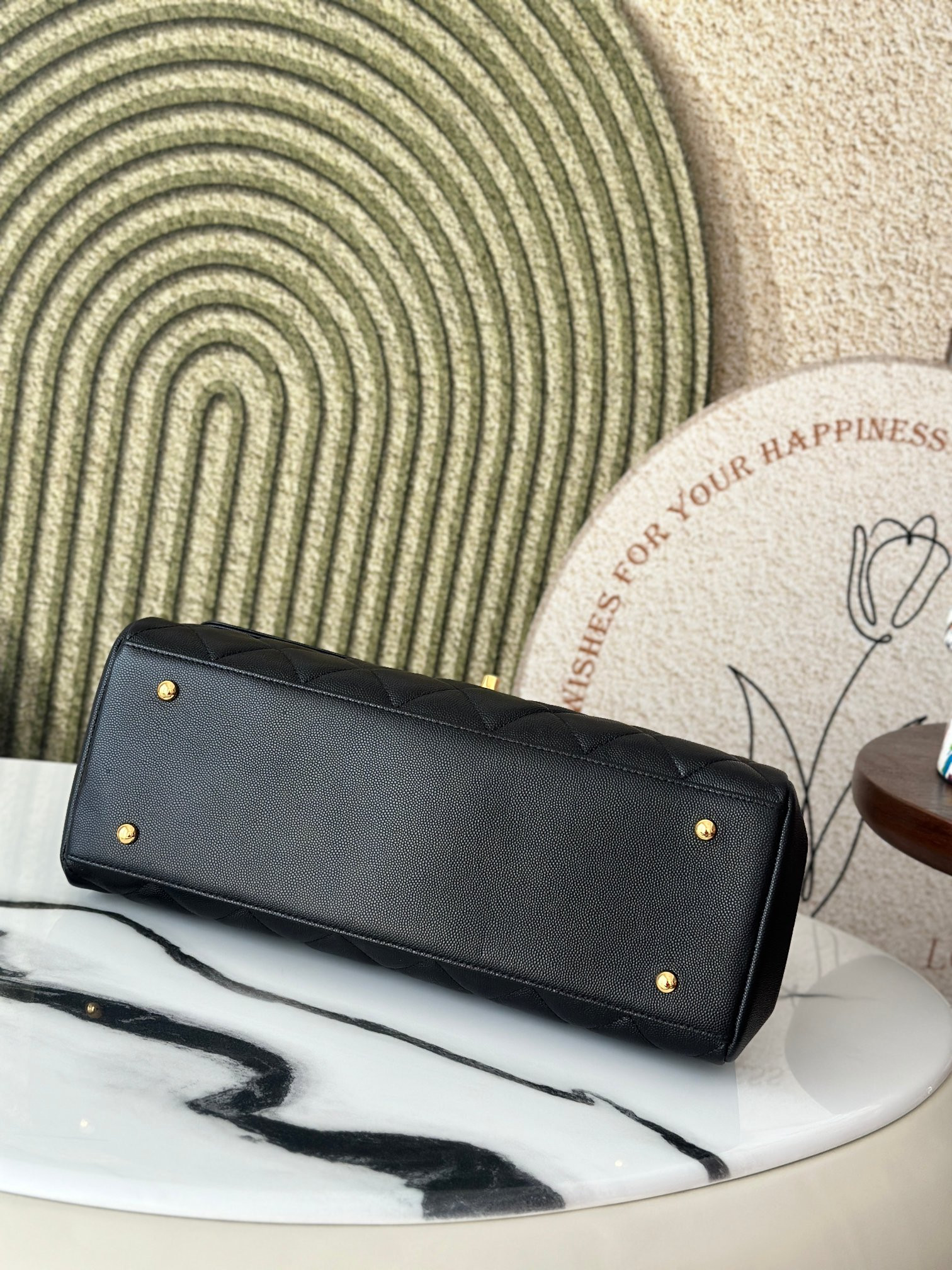 Ch*el shoulder chain bag  33x11x23cm