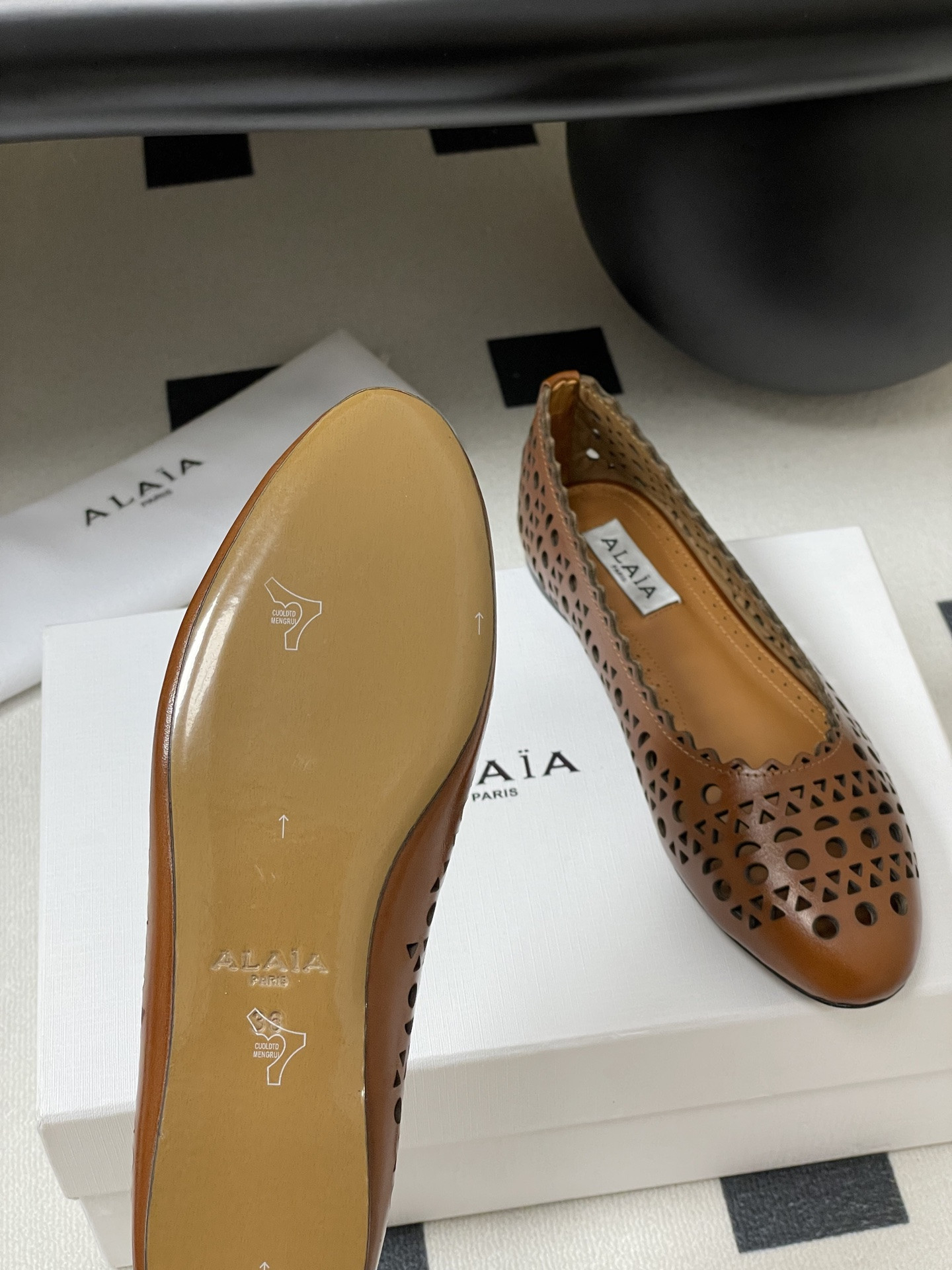 UA Alaïa Laser-cut Leather Ballet Flats(Customized Size 7-10 days production time)